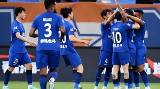 开云体育app-武汉三镇本土首笔重量级签约官宣！曾是上港主力国脚，值得期待