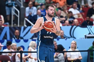 开云体育app-邦加：无论东契奇体重增减皆无损其巨星本色 球队为胜利欣慰